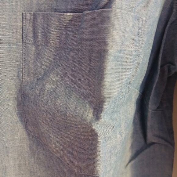 Untuckit Valori Women's Long Sleeve Button Down Chambrey Shirt SZ 6 NWT - Picture 10 of 10